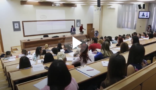 studenti in aula a lezione