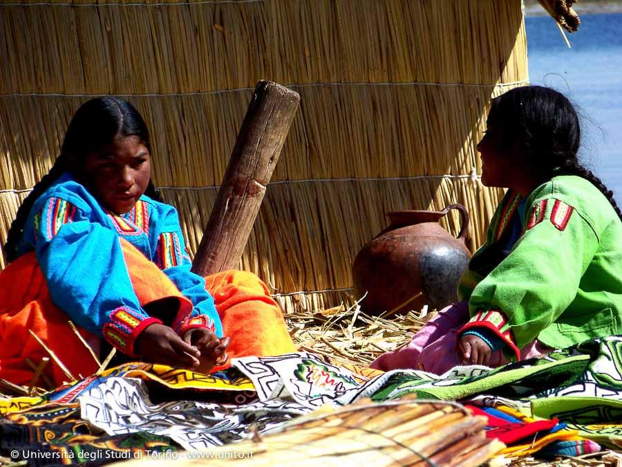 Perù - Lago Titicaca, isola degli Uros
