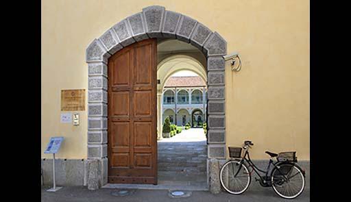 ingresso sede Polo di Saviglian