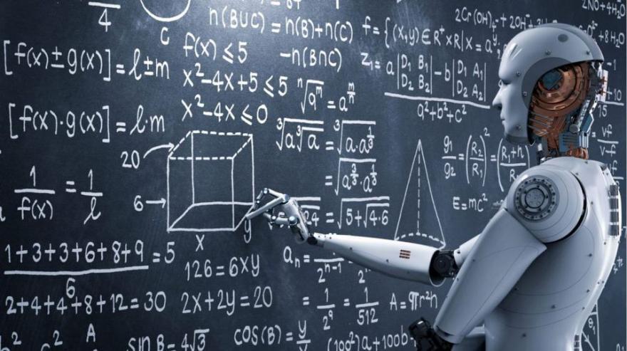 immagine di un robot che scrive alla lavagna